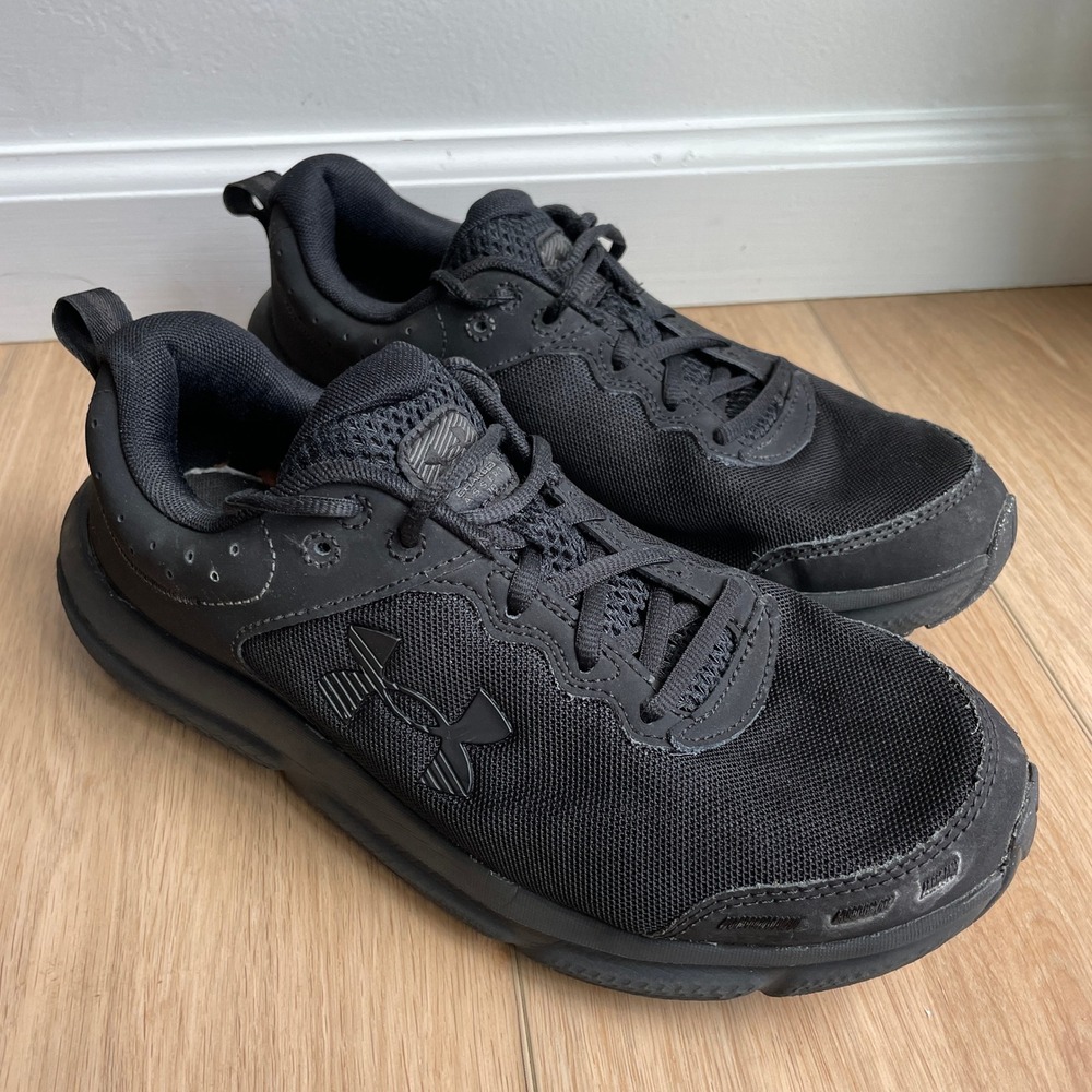 Under Armour Charged Assert 10 Black Running Shoes Mens 8.5 4E 3026176-002